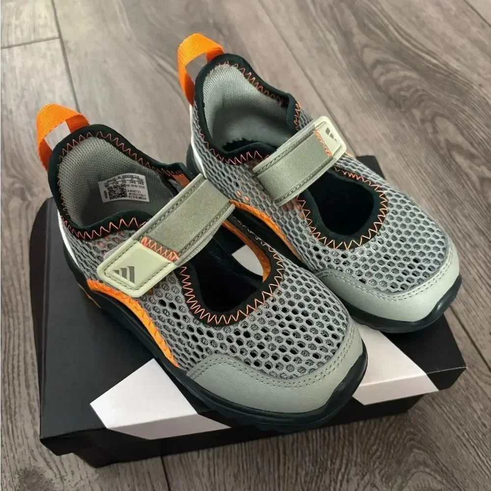 Adidas summer flex I Kids Gray and Orange Athletic Shoes